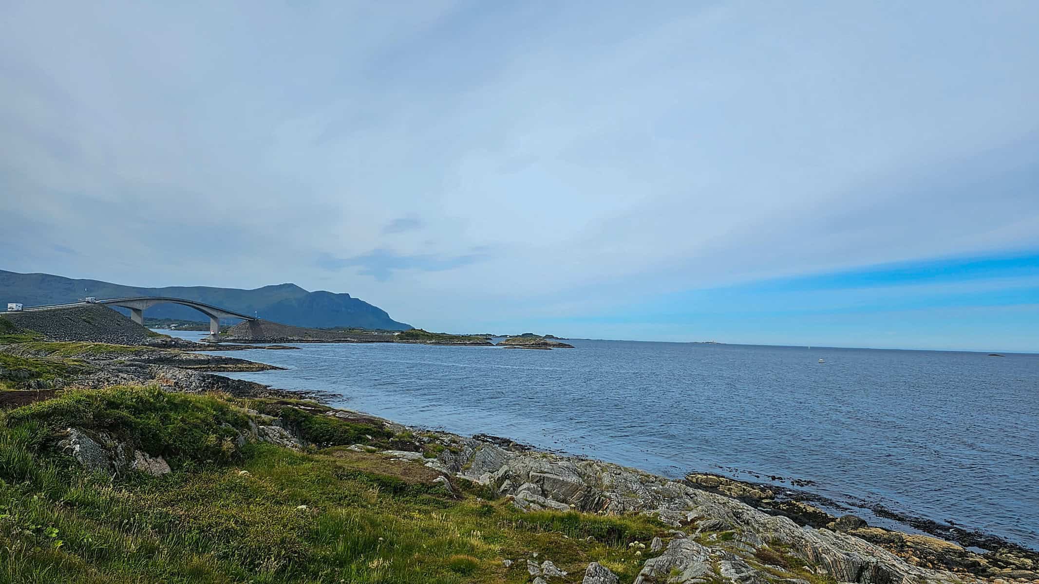 Atlantikstraße Molde: Geschichte, Sehenswürdigkeiten und Camper-Tipps für die Traumroute